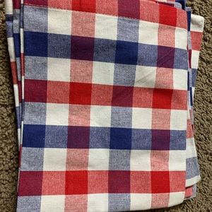 Brand new 4th of July theme checkered Napkin set of 6